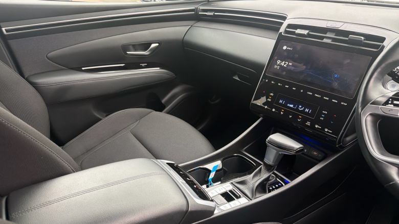 Hyundai TUCSON 1.6 TGDi 48V MHD Premium 5dr 2WD DCT Petrol Estate